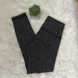 Lululemon Wunder Under Leggings 25" Size 4